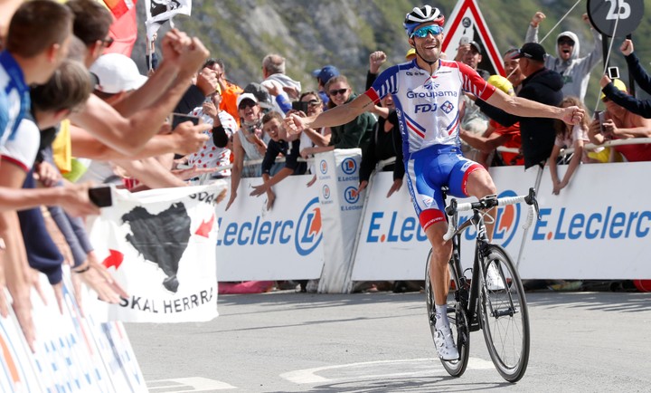 Víťazom 14. etapy s dojazdom na ikonický Tourmalet Thibaut Pinot
